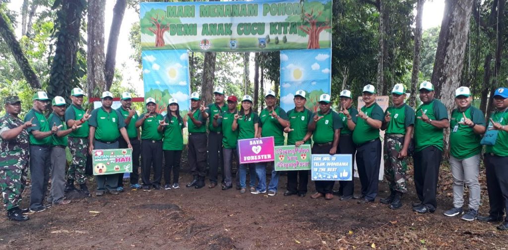 Jaga Kelestarian SDA, 800 Pohon Ditanam Serentak di