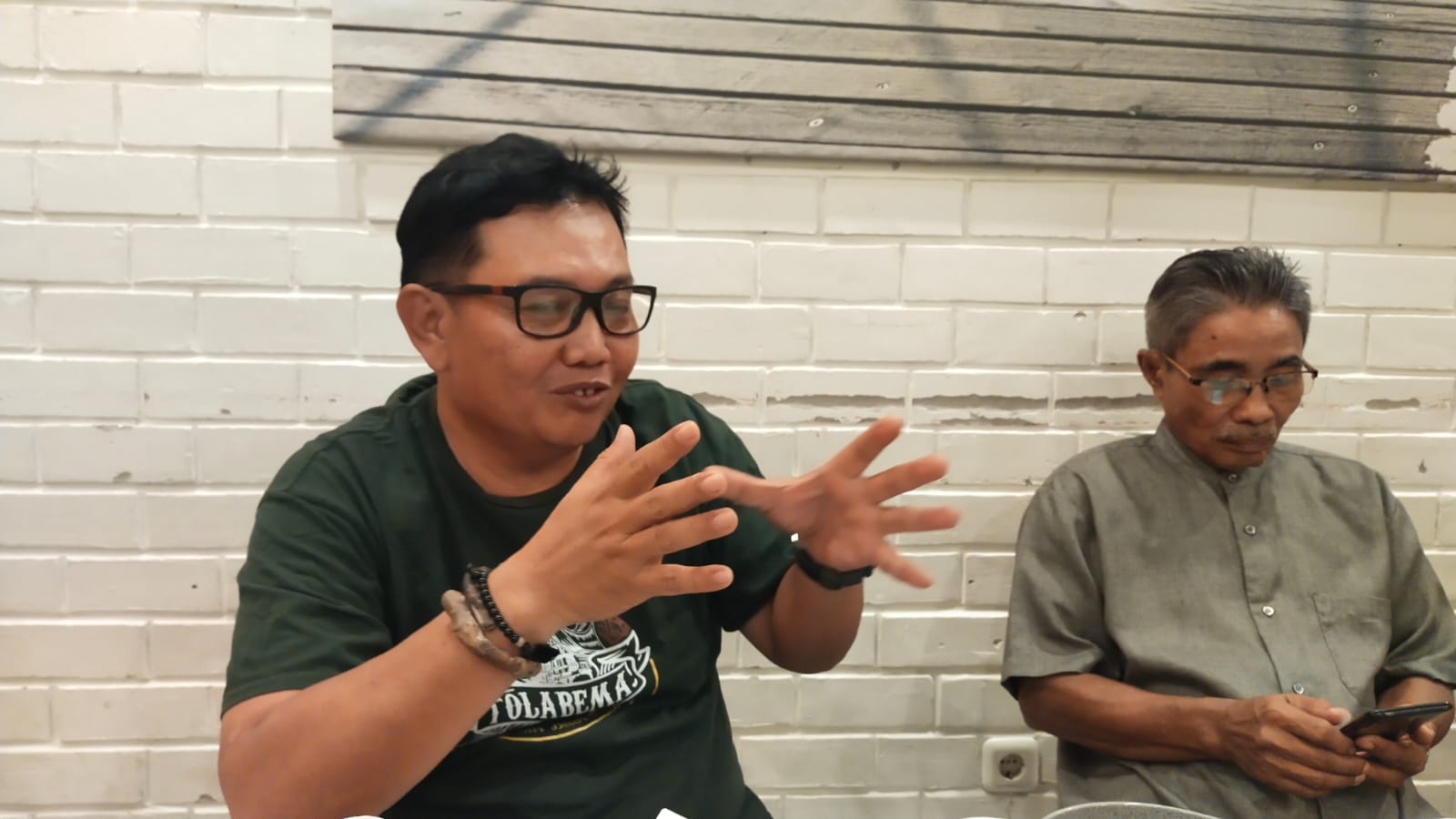 Ketua TOLABEMA Ronald Ampulembang